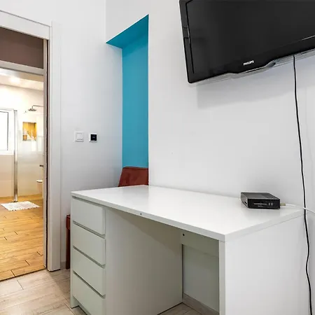 In With Jacuzzi Apartment Sibenik